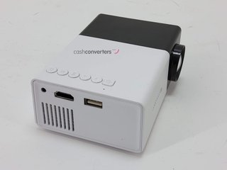 mini proyector sin marca yg300
