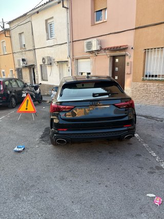 Audi RS Q3 2021 blak edition