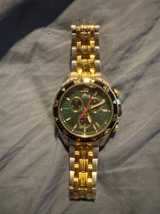 Reloj Lotus Dorado y Verde