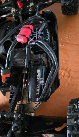 Arrma Typhon TLR tuned