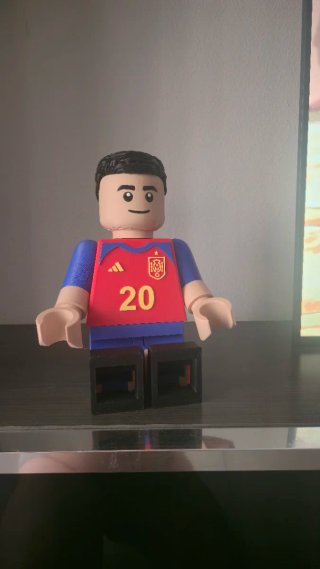 Figura Fan Art Estilo LEGO Pedri 33cm