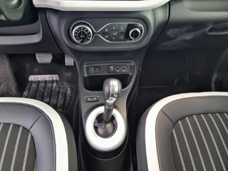 RENAULT TWINGO 22KWH TECHNO 5P