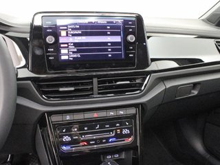 VOLKSWAGEN T-ROC 2.0 TDI 110KW DSG DARK 150 5P