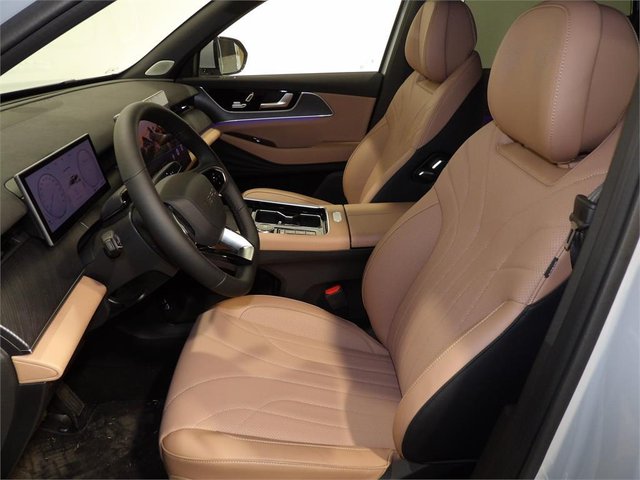EBRO S900 PHEV 1.5 TGDI 3DHT 4X4 Luxury