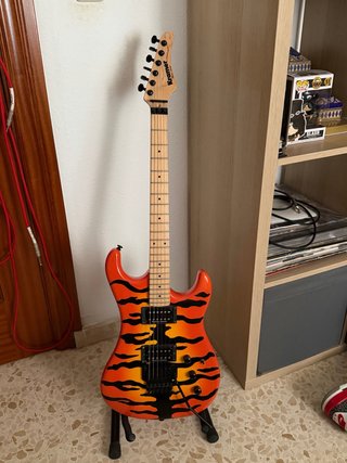 Guitarra Kramer Pacer Bengal Tiger