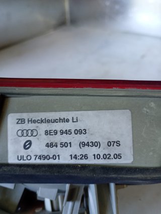 PILOTO TRASERO DERECHO INTERIOR Audi A4 Avant (8E)(2004->)