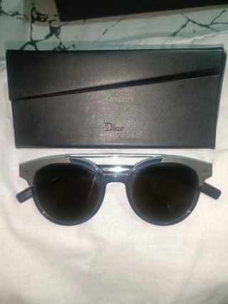 Gafas de sol Dior azules y plateadas