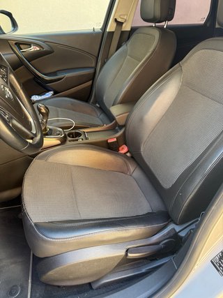 Opel Astra 2010