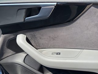 Audi A4 S line ed 2.0 TDI 140kW S tronic Avant
