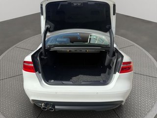 Jaguar XE 2.0D I4 132kW(180CV) RWD AT R-Dynamic SE