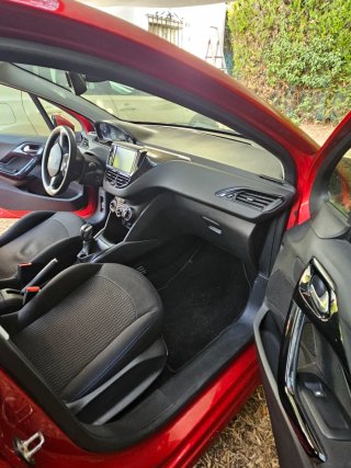 Peugeot 208 2018
