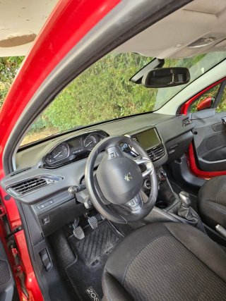 Peugeot 208 2018
