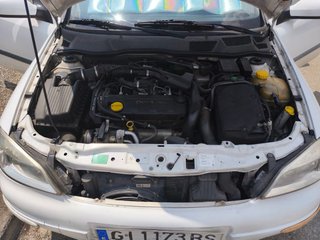 Opel Astra 2000