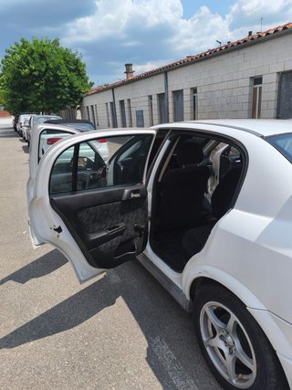 Opel Astra 2000
