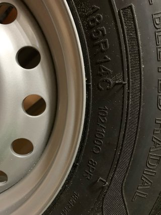 Rueda de repuesto carga 185 R14 C