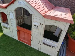 Casita infantil de plástico