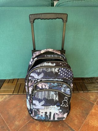 Mochila escolar con ruedas