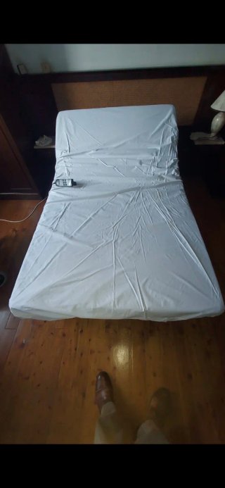 Silla y cama articulada