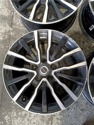 LLANTAS VOLVO V40 5x108