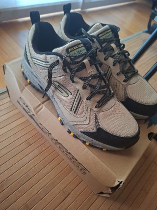 Skechers Outdoor Trail Memory Foam talla 42 NUEVAS