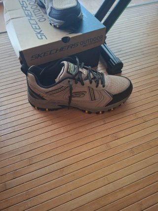 Skechers Outdoor Trail Memory Foam talla 42 NUEVAS