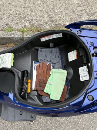 Suzuki Burgman 125 Azul Maxi Scooter