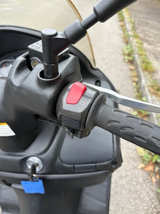 Suzuki Burgman 125 Azul Maxi Scooter