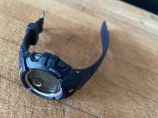Reloj Casio G-Shock Azul y Negro