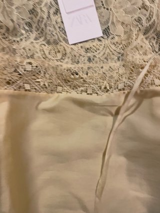 Top Zara encaje amarillo talla M con etiqueta