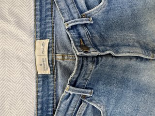 Lote 2 Vaqueros Hombre T42 Pull&Bear Springfield