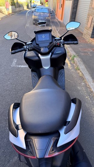 Zontes E125 Maxi Scooter 9700 km