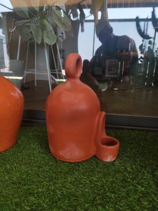 Bebedero de cerámica terracota para mascotas