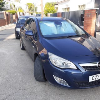 Opel astra 1.6 2010