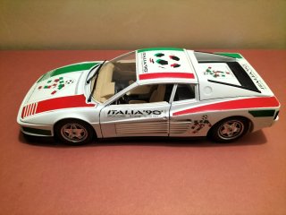 Ferrari Testarossa Italia '90 Bburago 1:18