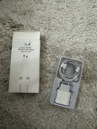 Carregador Apple USB-C 20W iPhone