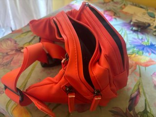 Marsupio arancione con 3 tasche