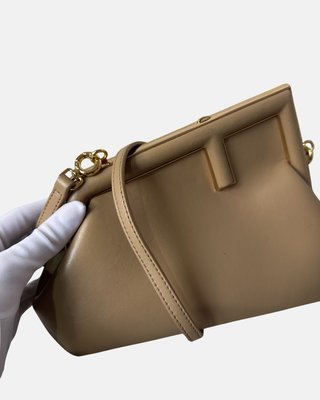 Bolso Fendi First Piel Camel