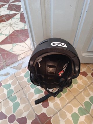 Casco Negro Bici/Patinete Eléctrico