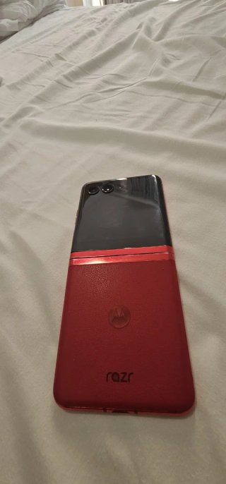 Motorola Razr 40 Ultra Rosso