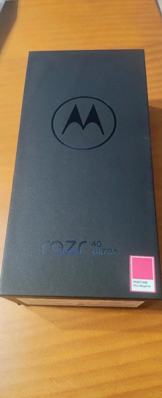 Motorola Razr 40 Ultra Rosso