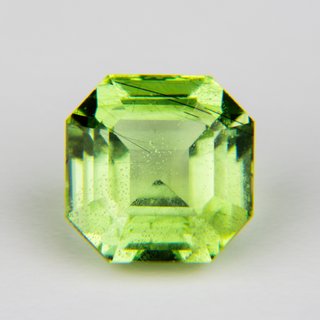 PERIDOTO NATURALE 4,03 CT