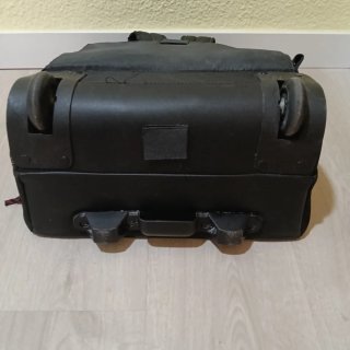 Mochila con ruedas y asa