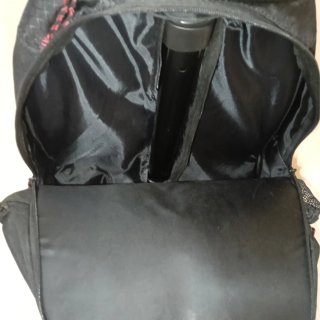 Mochila con ruedas y asa