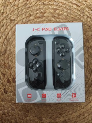 Mando NSwitch inspirado en Monster Hunter