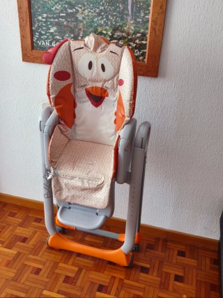Trona infantil con diseño de animal