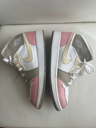 Jordan 1 Mid talla 39