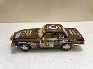 Mercedes 450 Pagota Polistil no Bburago