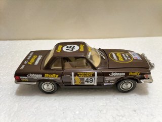 Mercedes 450 Pagota Polistil no Bburago