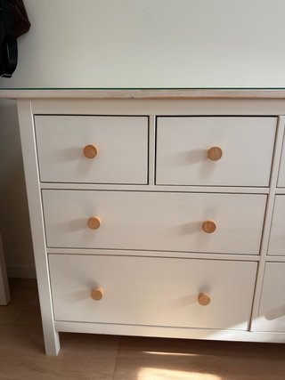 Cómoda Ikea Blanca con Tapa de Cristal