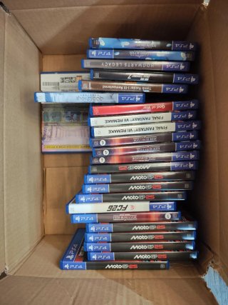 Lote Juegos PS5: MotoGP 25, FC 24, WWE 2K24